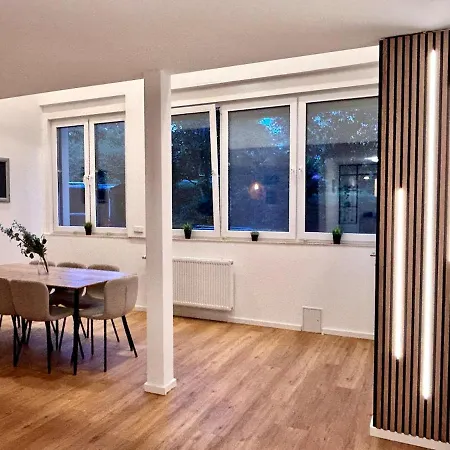 Perfekte 2 Fuer Monteure & Handwerker Mit Grossem Parkplatz & Wlan Apartment *